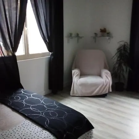 Spacieux Et Confortable Centre L Eveque La Parenthese Appartement Pont-Évêque