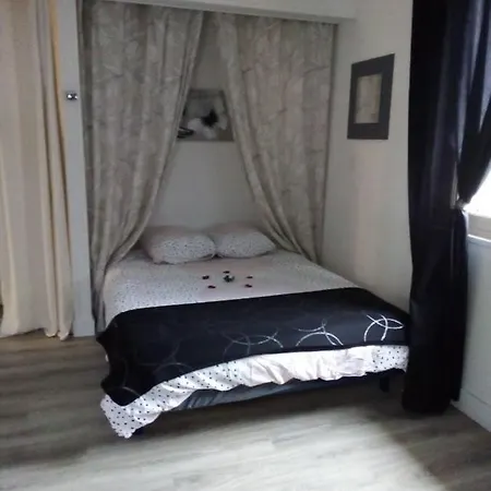 Spacieux Et Confortable Centre L Eveque La Parenthese Appartement