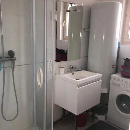 Appartement Spacieux Et Confortable Centre L Eveque La Parenthese
